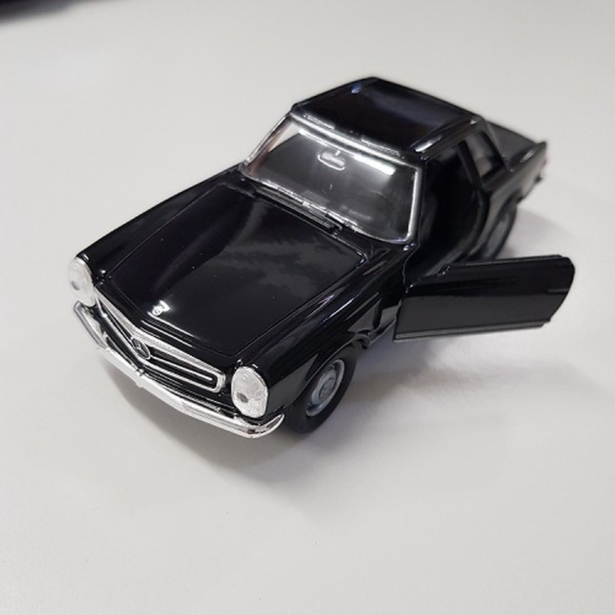 Welly Mercedes Benz 230SL 1963 - Diecast schaalmodel met pullback motor 1:36